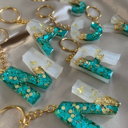 [KEYCHAIN] Epoxy Resin Letter Keychain